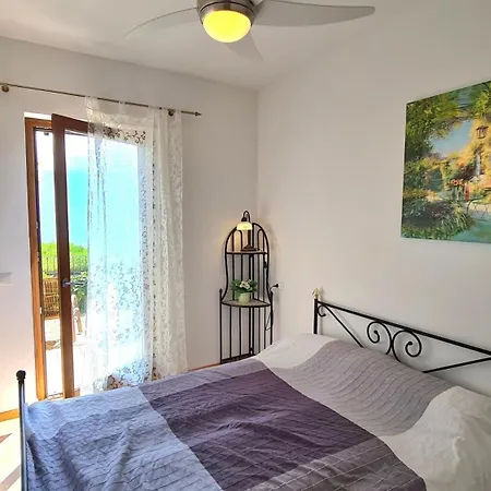 Apartman Casa Mk & Mk View Swimming Pool